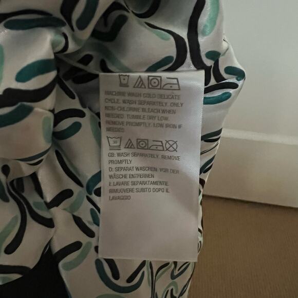 Dennis Basso Women's Luxe Crepe Bracelet Jacket Black - Size 12 NWT - Picture 7 of 10